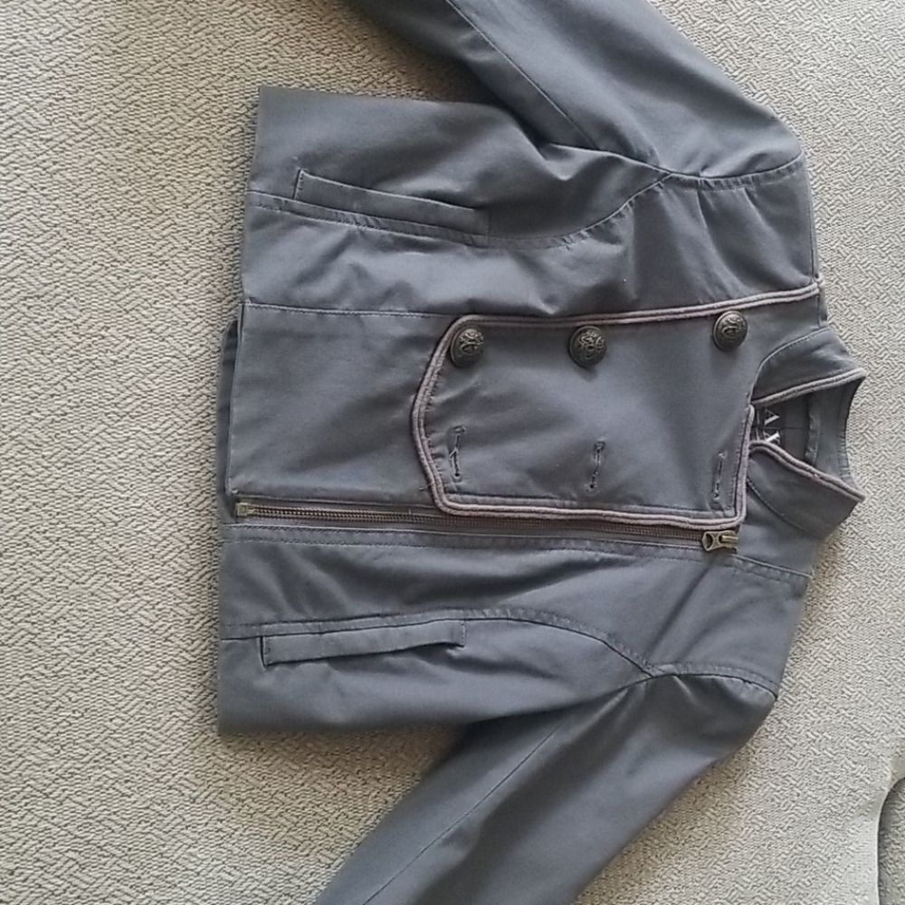Jacket - Picture 1 of 4